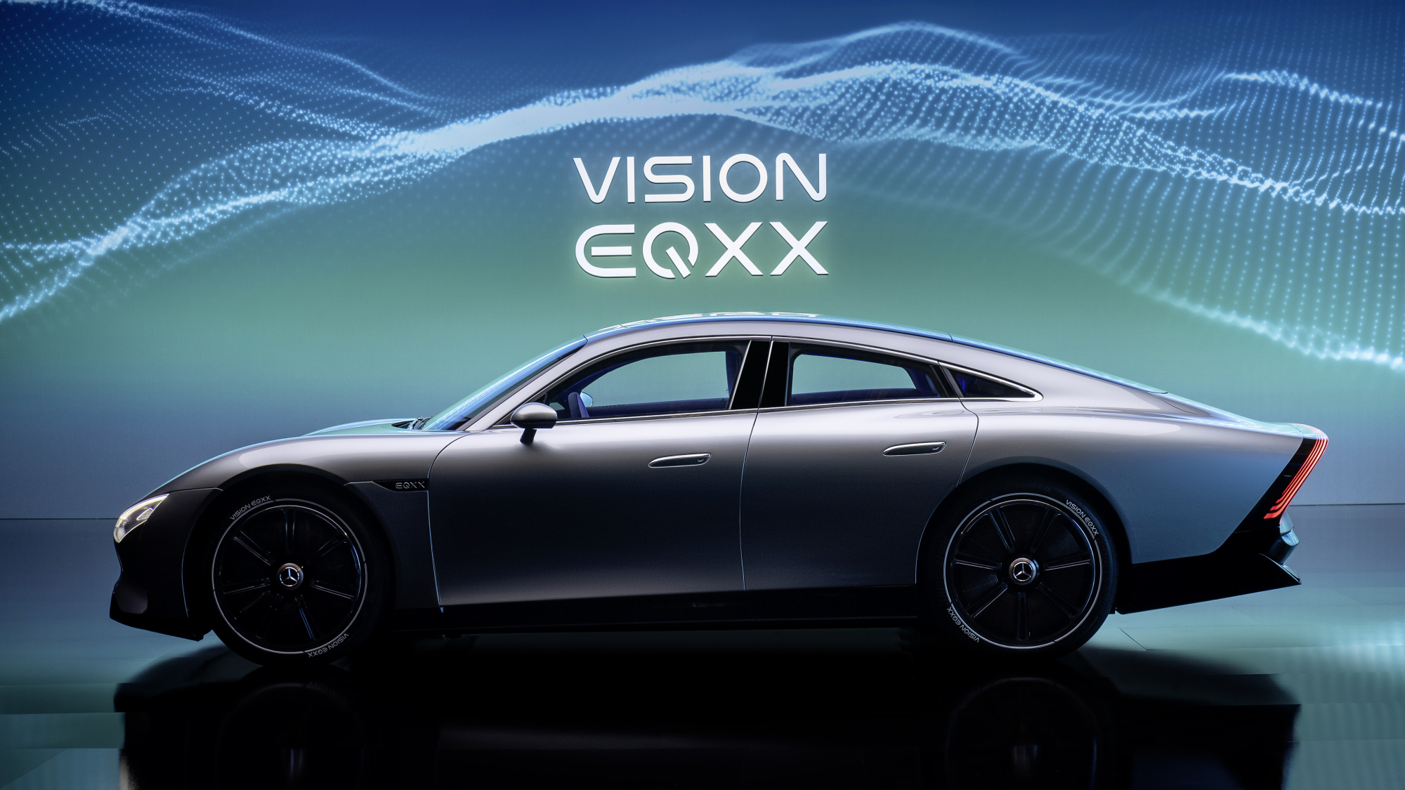 Side profile of the all-electric Vision EQXX from Mercedes-Benz