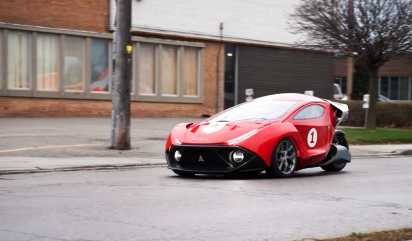 Watch a test drive of the 3-wheeled Daymak Spiritus electric car