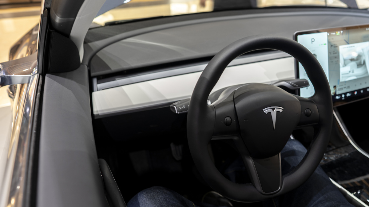 Tesla has to disable Boombox feature while the car is moving