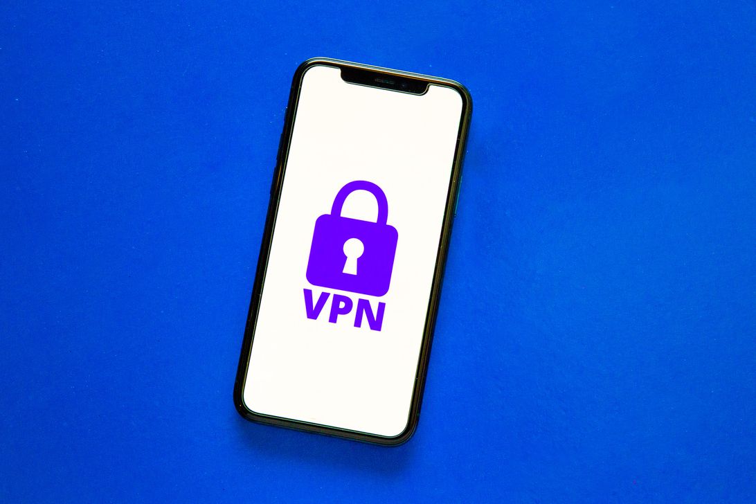 010-vpn-generic-logo-on-phone-security-2021