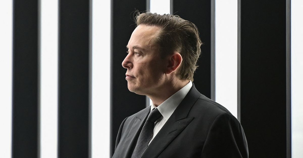 Elon Musk offers to buy Twitter for $43 billion