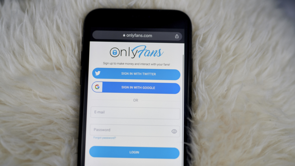 OnlyFans is hitting pause on Russian creators' accounts