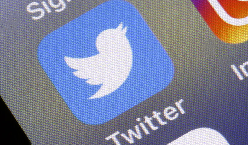 Twitter launches closed caption toggle on iOS and Android
